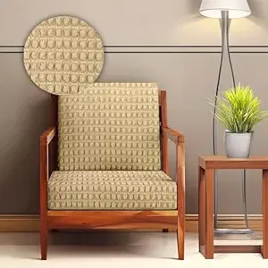 [Apply 3% Coupon] Amazon Basics – Wooden Sofa Cover Bubble | Pack of 2 | 60 x 60 cm | Beige | Ultra-Soft Polyester Plush | 220 GSM Polyester | Machine Washable | Protective & Decorative Rs.429 @ Amazon