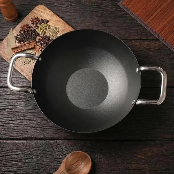 Lifelong Carbon Steel (Iron) Kadhai 24cm | High Heat Stir Fry & Bhuna Kadhai with Stainless Steel Handle | Naturally Seasoned Non-Stick Surface | Induction & Gas Compatible | Lightweight Build