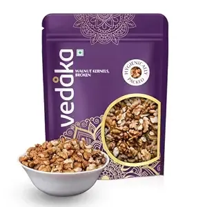 Amazon Brand - Vedaka Walnut Kernels | Broken Akhrot | 200 g | Packed with Antioxidants and Omega-3 Fats | Delectable And Crunchy | Hygienically packed